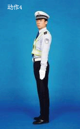 ׼������ת��ĳ�������·�ڣ�����ת����ʻ���򿿽�·�����ģ��Ⱥ���ת