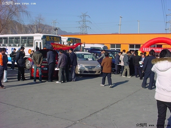 ����Զ���У��ѧ��������������